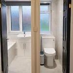 아파트 Modern 3 Bed Near Arena Free Parking